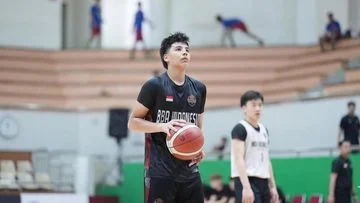 Pebasket Muda Indonesia Ini Impikan Main di AS: Mencetak Sejarah di Dunia Basket