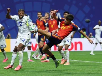 Tanjung Verde Lebih dari Sekadar Bertahan saat Lawan Spanyol: Strategi Cerdas Blue Sharks