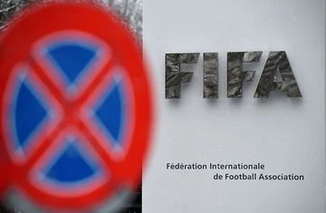 FIFA: Sepakbola Tidak Dijual! – Mencegah Komersialisasi Olahraga