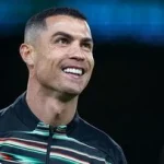 Ronaldo Tertawa Ngakak Usai Fans Kena Gocek Kabar Nikahi Georgina, Apa Yang Sebenarnya Terjadi?