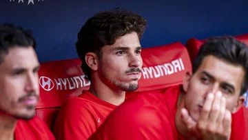 Wajah Masam Julian Alvarez Bikin Geger: Apa Sebab Penampilannya Tanpa Senyum?