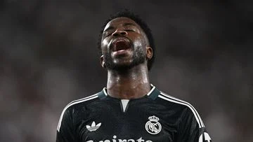 Ancelotti Akui Performa Vinicius Memang Lagi Menurun, Apa Penyebabnya?