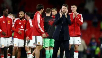 MU Kalah Beruntun, Carrick: Bukan Akhir Dunia – Analisis Dampak dan Harapan Red Devils