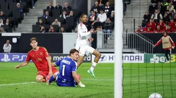 Drama di Stadion: Barcola Brace Bawa Liverpool Unggul 3-0 atas LASK di Babak I
