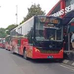 Gratis Naik Bus Listrik di Serang: Uji Coba Dua Rute Bikin Warga Antusias!